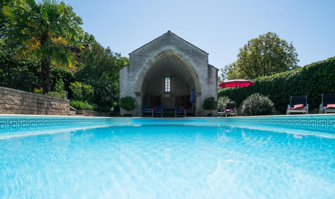 Chateau De Mathod Chambres D'Hotes Exteriér fotografie